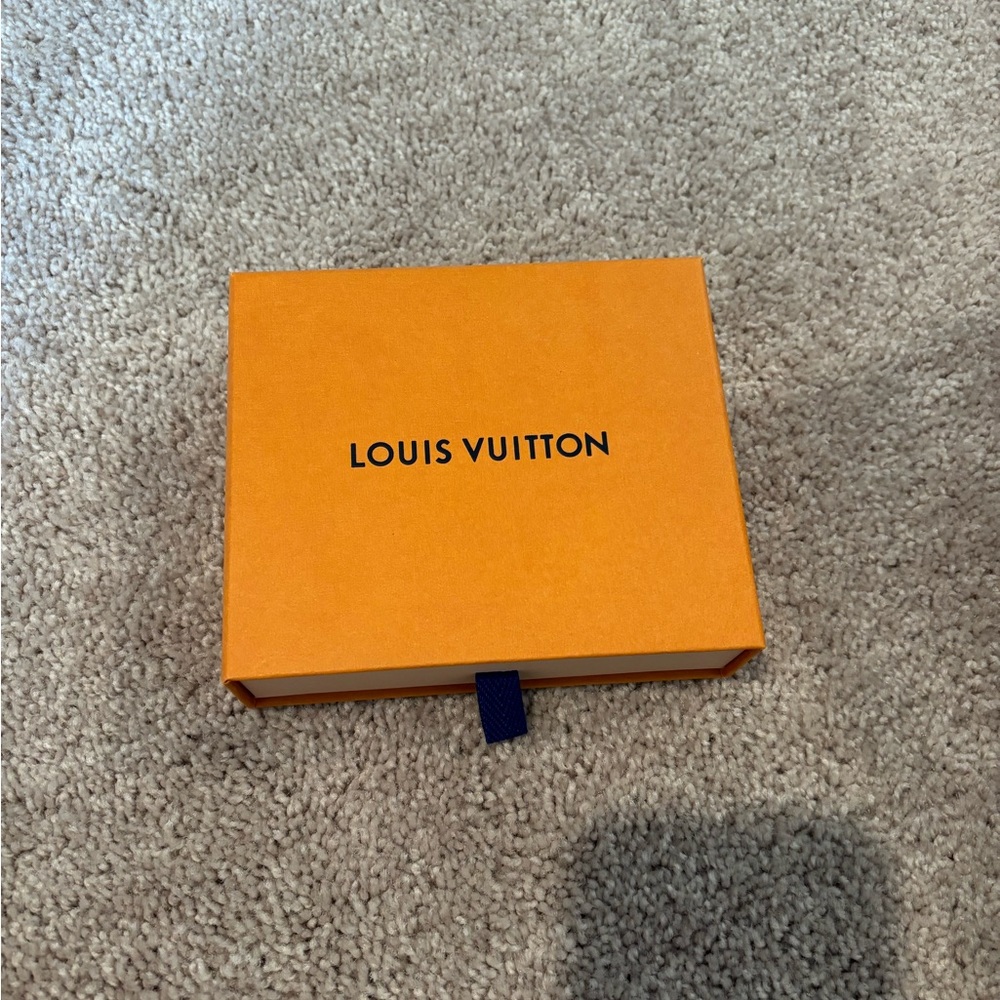 Louis Vuitton wallet box